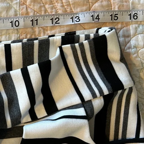 Women's cabi Grandstand Ponte Knit Black White Stripe Faux Wrap Pencil Skirt - Picture 14 of 16